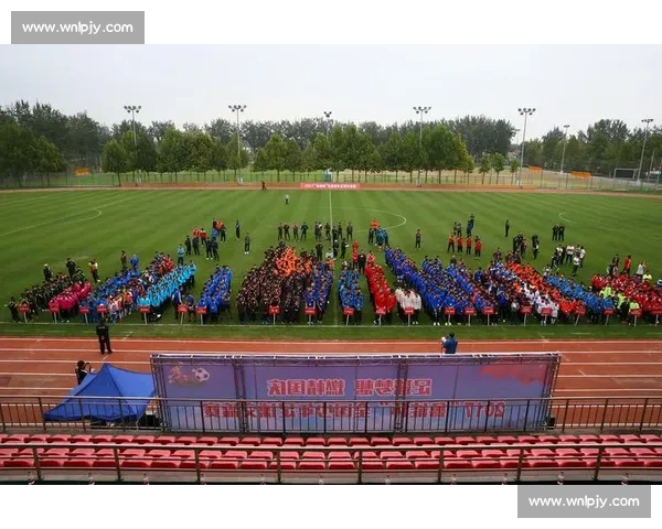 我爱湘潭我的家！2025 “迅达杯” 岳塘区足球联赛燃情开赛